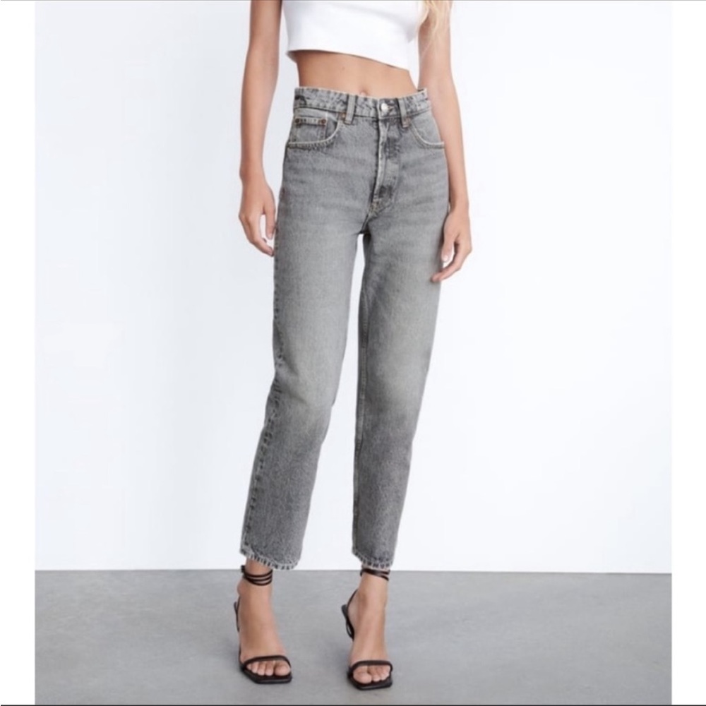 NEW ZARA Gray Straight Jean